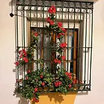Old Town! 3bed House 5min Walk To Дом отдыха