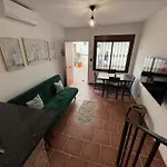 Old Town! 3bed House 5min Walk To Эстепона