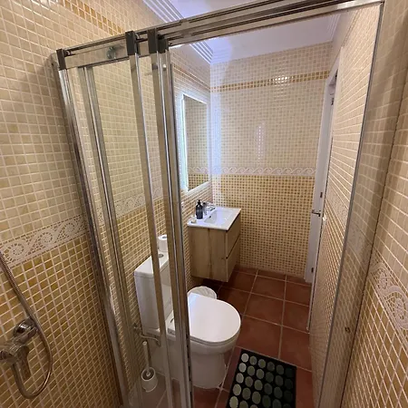 Old Town! 3bed House 5min Walk To Feriehus